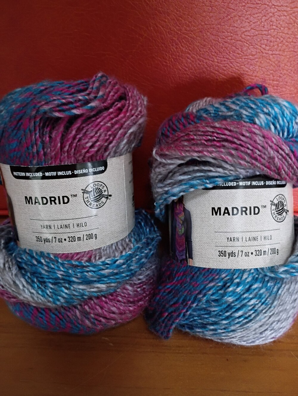 Loops & Threads Madrid Yarn Bulky Berry Cream 2 Skeins - New